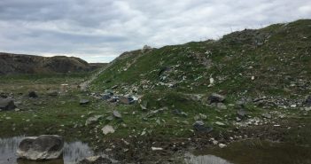 Hoția de la Sibioara. Proprietarii unui teren plin de gunoaie vor despăgubiri pentru niște clădiri care n-au existat vreodată sibioara