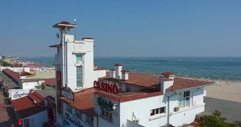 Cazinoul din Mamaia, un imens coș de gunoi ce se va prăbuși. Autoritățile dorm, proprietarul așteaptă ca statul să-i ofere soluții casino
