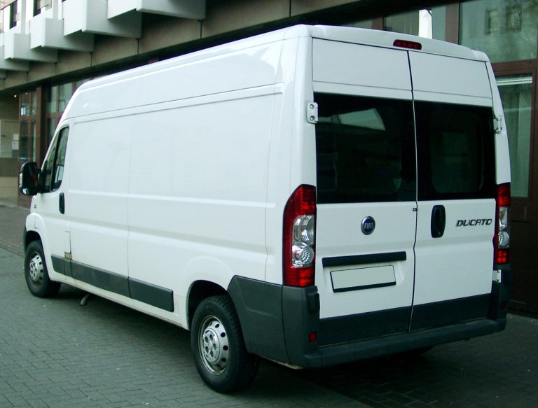 Fiat Ducato cu talon fals, descoperit la Ostrov