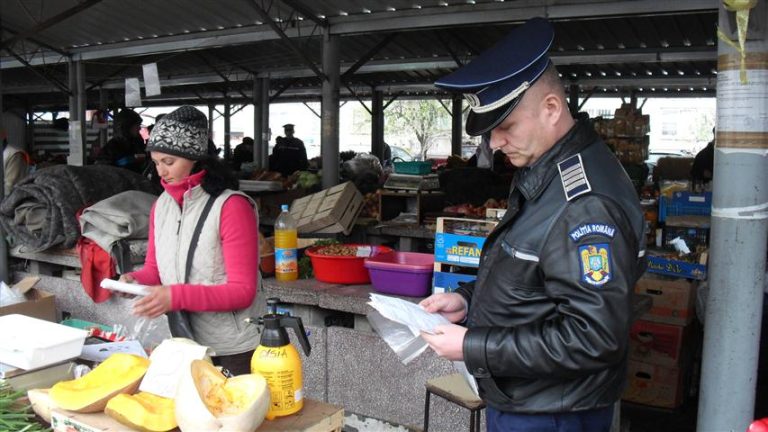 Poliţiştii constănţeni au verificat pieţele agroalimentare