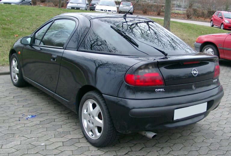 Opel Tigra cu documente false, descoperit în P.T.F. Vama Veche