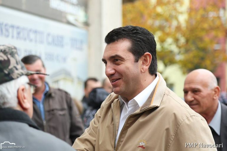 Claudiu Palaz:”Îl respect pe Diaconescu dar merg pe linia partidului”