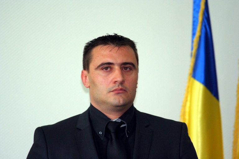 Prefectul de Constanța, Radu Volcinschi, încalcă legea pentru Nicușor Constantinescu