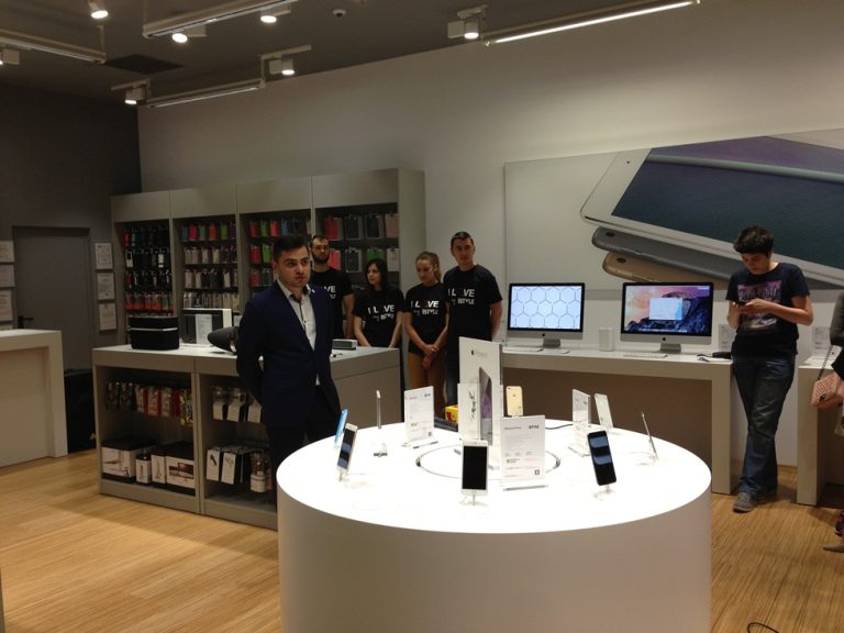 Iubitorii produselor Apple au de astăzi iStyle, în Maritimo Shopping Center