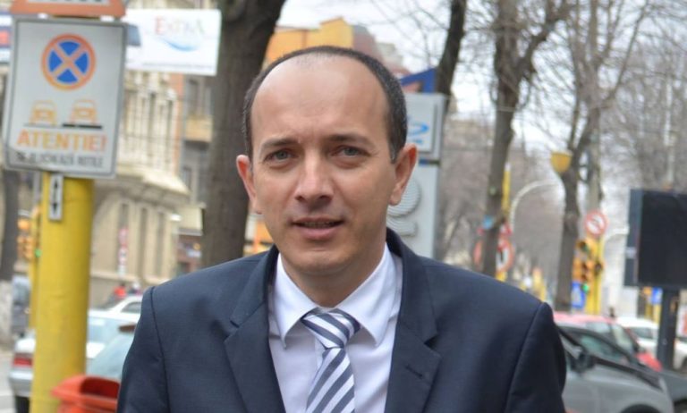 Top trei minciuni ale candidatului Boroianu sau cum să-l transformi pe Pinocchio în șef de campanie