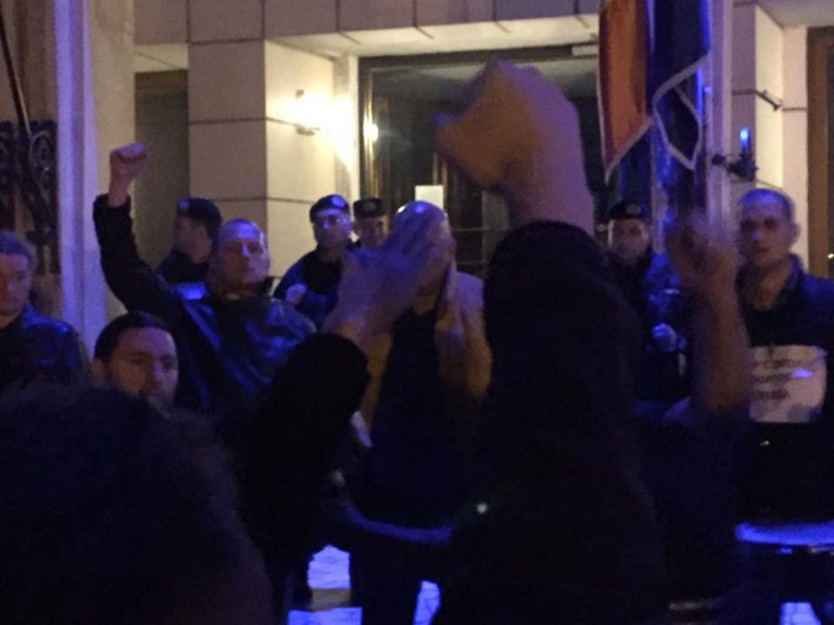 Am avut dreptate. Codruț Burdujan și grupul de impostori care au confiscat mitingurile constănțene AU INTRAT ÎN POLITICĂ folosind titulatura de ”lideri ai protestelor”