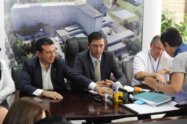 Echipa “minune” de la Consiliul Județean a început s-o dea din Bîlbă în bâlbă