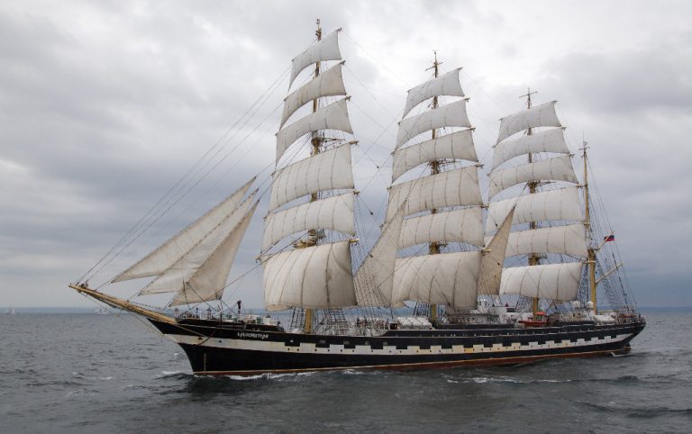 O celebră navă rusească vine în Constanța, la Regata Marilor Veliere