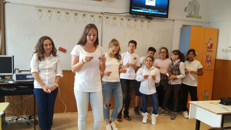 Atelier artistic poliglot la Școala ”Gheorghe Țițeica”