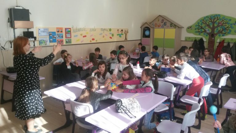 Ziua Educației, prilej de bune practici la Școala ”Gheorghe Țițeica”