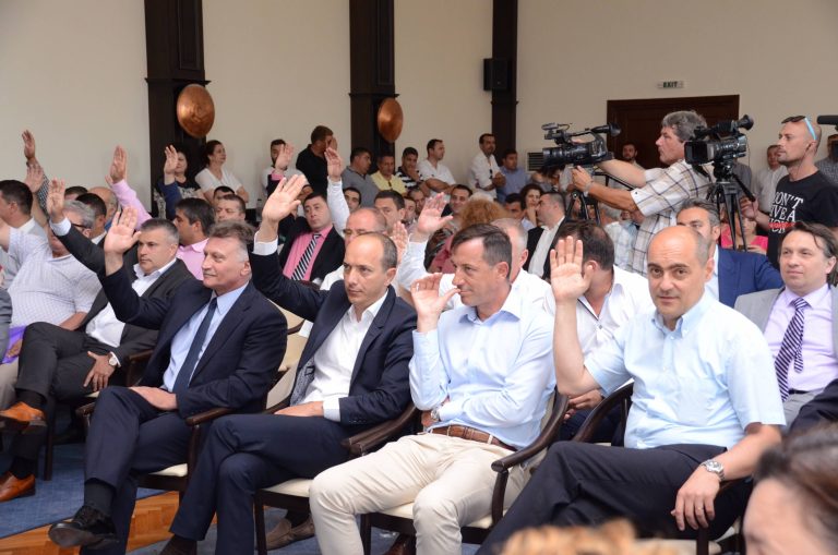 Prostia liberalilor din Consiliul Județean poate duce la pierderi de miliarde de lei