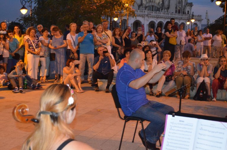 Sunset Sea-mphony 2017 vă invită, astăzi, la două spectacole