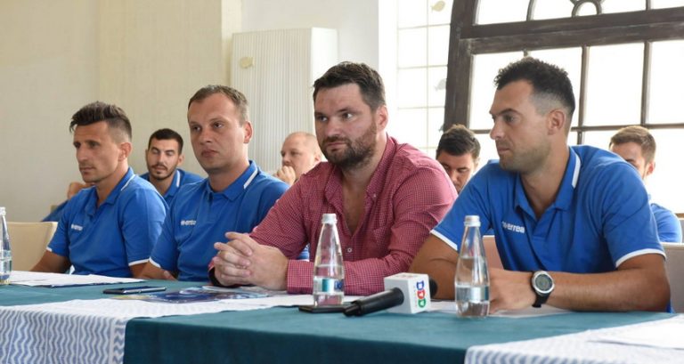 Două milioane de euro din banii Constanței ajung la echipa de handbal. Salarii exagerate și bani care ajung la baronii locali