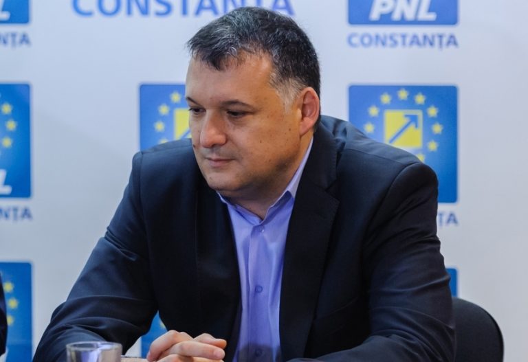 Bogdan Huțucă MIMEAZĂ unificarea dreptei în Constanța?