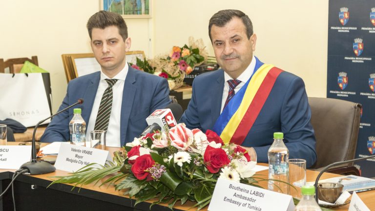 Cum încearcă Valentin Vrabie să controleze USR Medgidia, prin Bogdan Moșescu