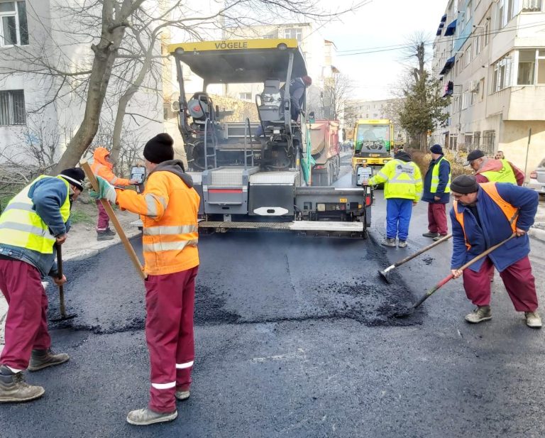 Lucrări de asfaltare în zona CET