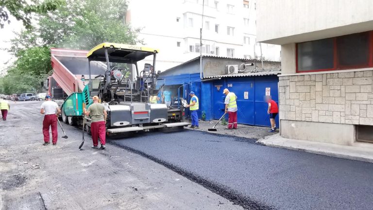 Infrastructură rutieră reabilitată pe strada Farului